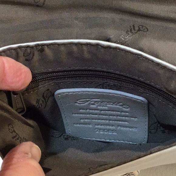 Fossil leather crossbody bag with sections - Picture 7 of 11